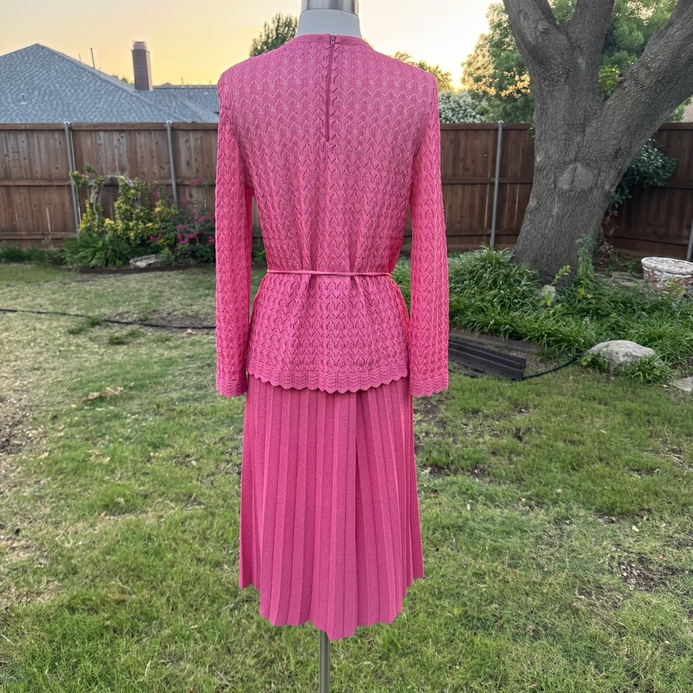 💖 Elegant Vintage Castleberry Cranberry-Pink Knit Skirt Set - Picture 5 of 16